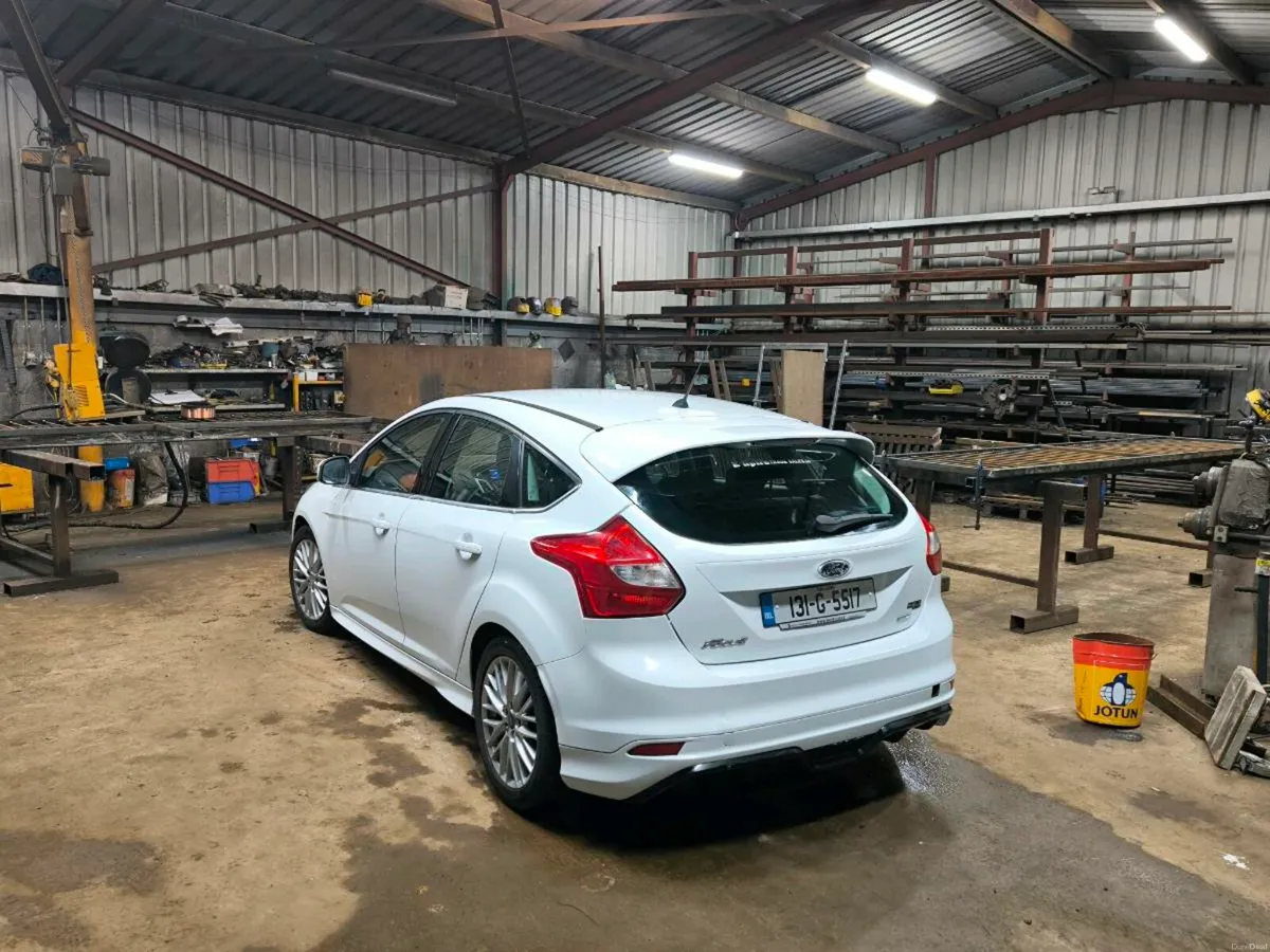 Ford focus 1L Ecoboost Zetec 33,404 KMS NEW ENGINE - Image 2