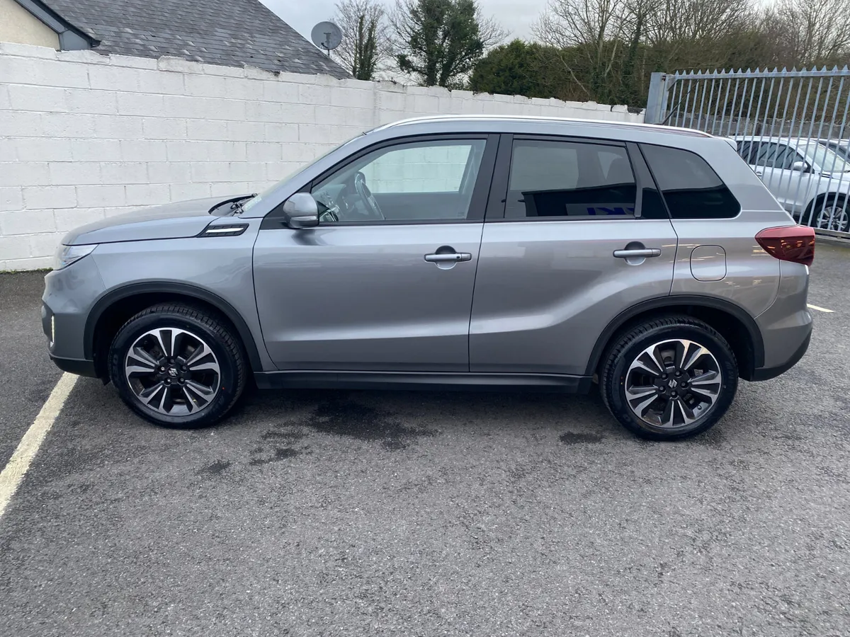 Suzuki Vitara 1.4 Hybrid SZ5 ALLGRIP MT - Image 4