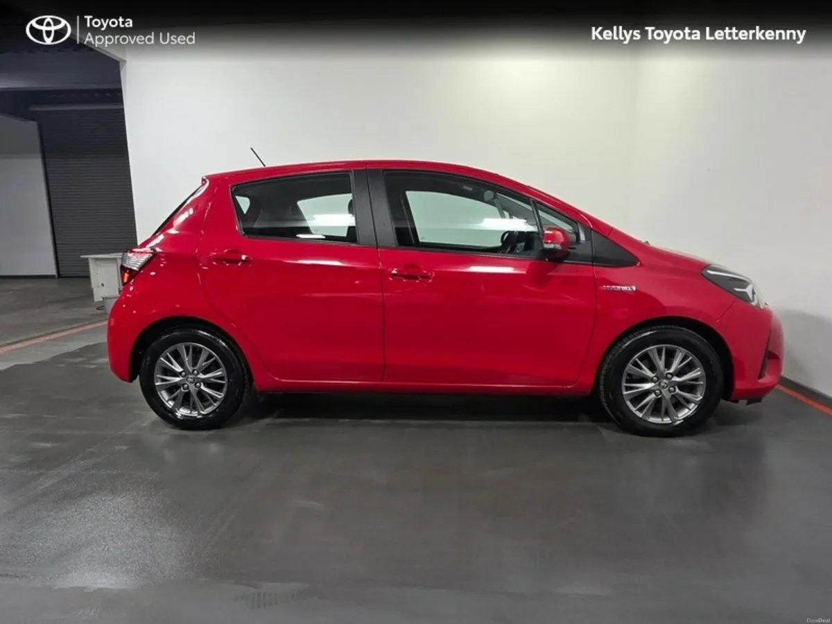 Toyota Yaris YARIS HYBRID 5DR AURA #57 - Image 3