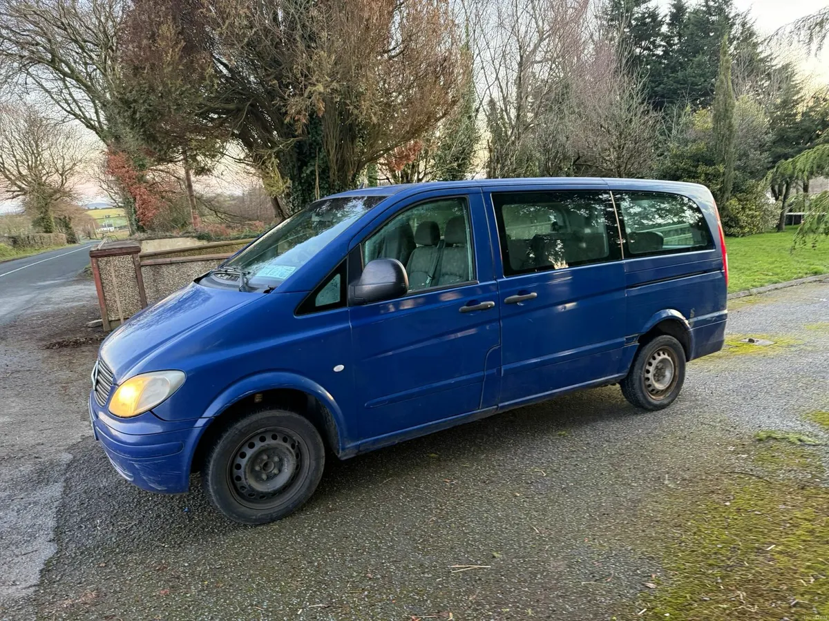 Mercedes Vito 9 seater Bus - Image 1