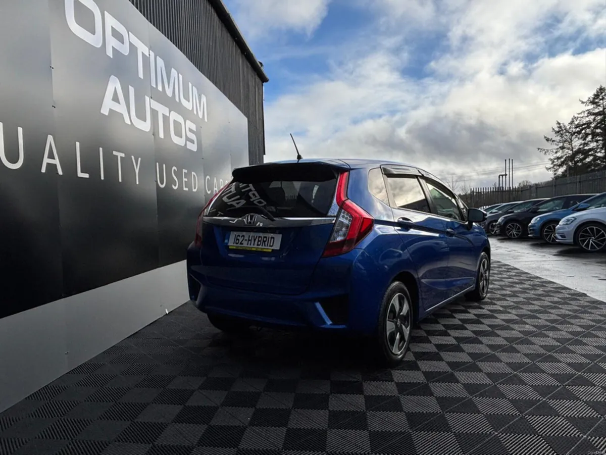 Honda Fit AUTOMATIC SELF CHARGING HYBRID - Image 2