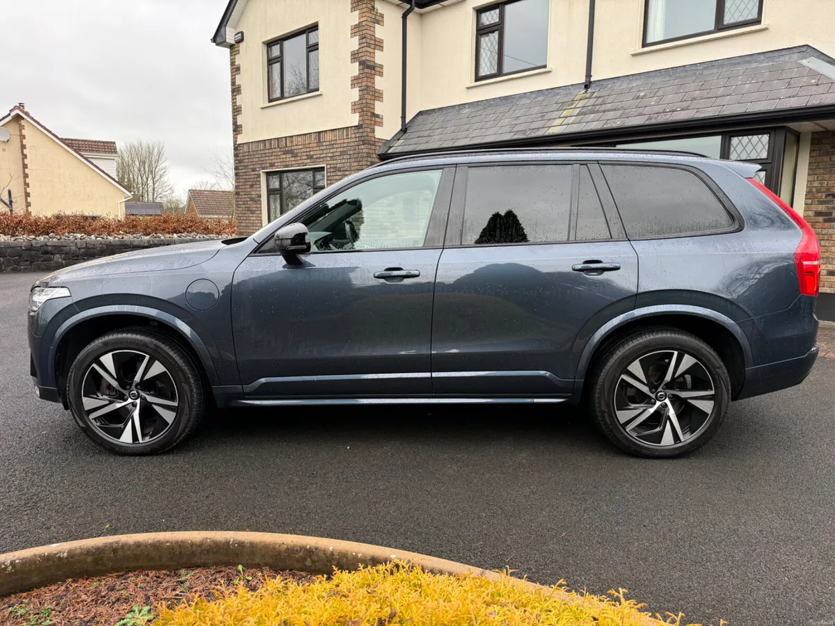 Stunning 231 Volvo XC90 R-Design! - Image 4