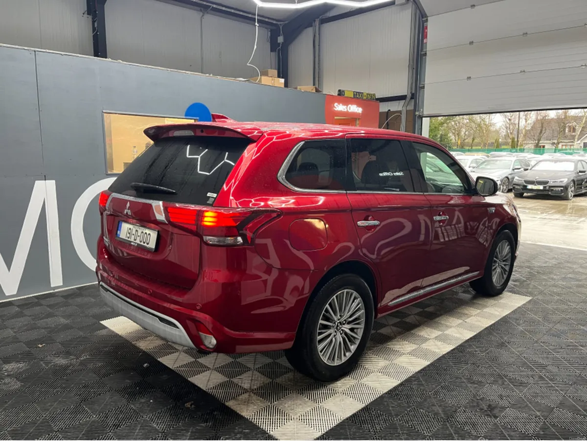 Mitsubishi Outlander €22950 2019 MITSUBISHI OUTLAN - Image 2