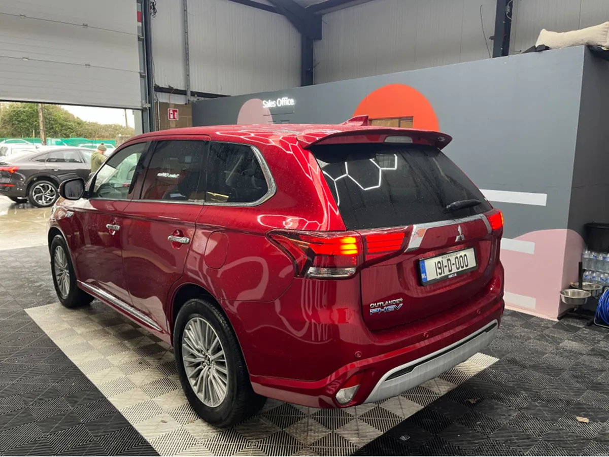 Mitsubishi Outlander €22950 2019 MITSUBISHI OUTLAN - Image 4