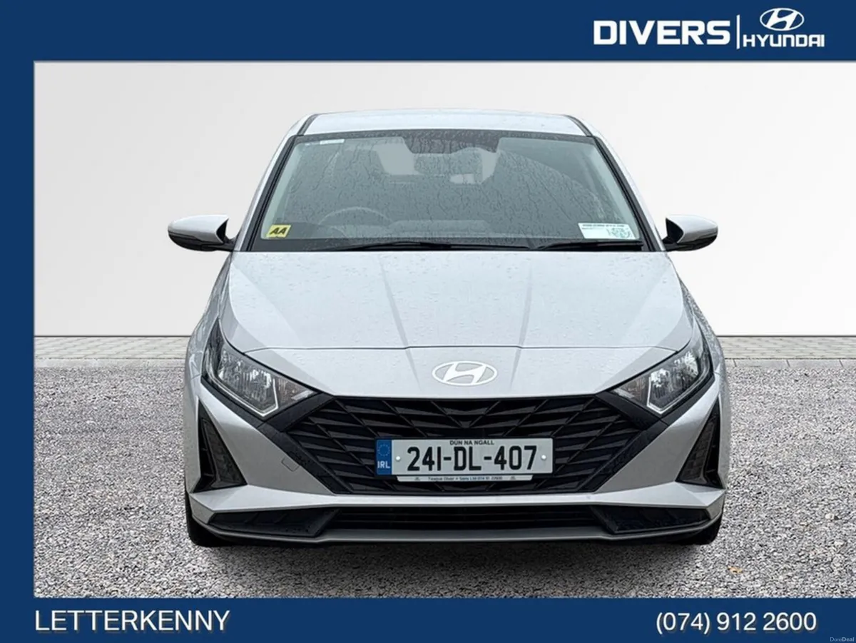 Hyundai i20 Deluxe Plus - Image 3