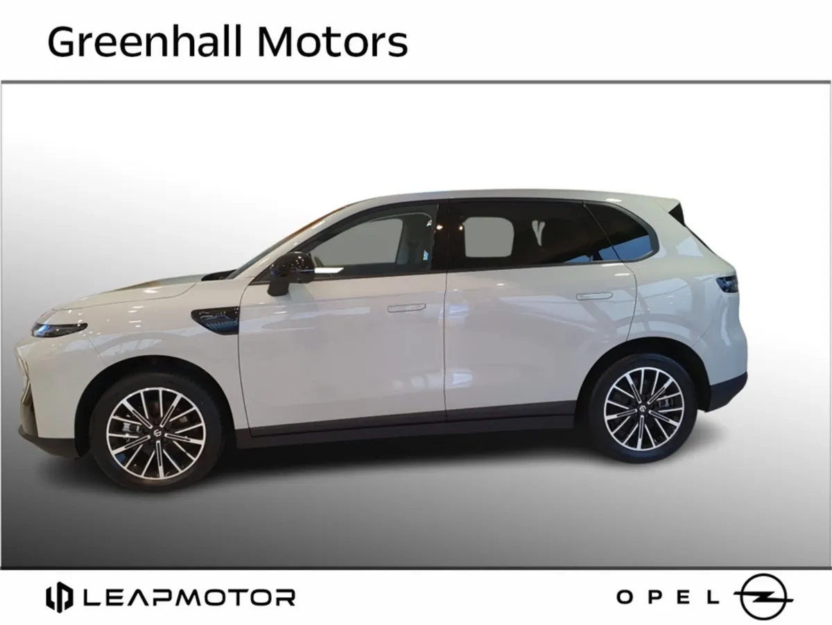 Leapmotor B10 DESIGN in Tundra Grey - Image 3