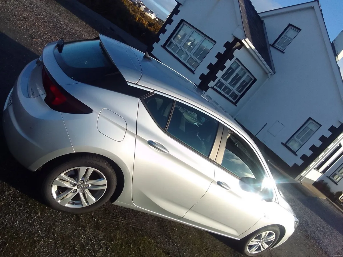 Vauxhall Astra 2017 - Image 3