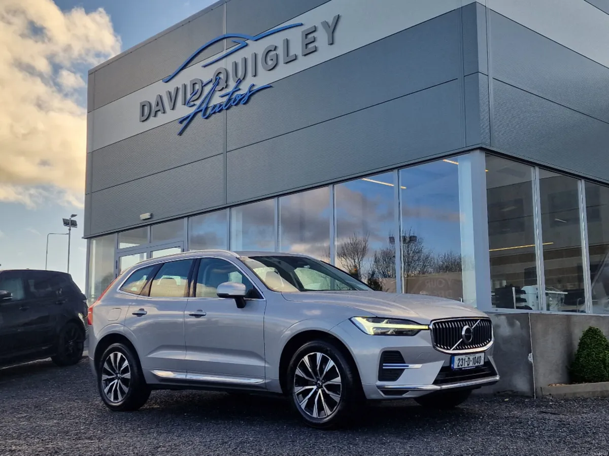 Volvo XC60 B4 Plus Bright 5DR Auto - Image 1