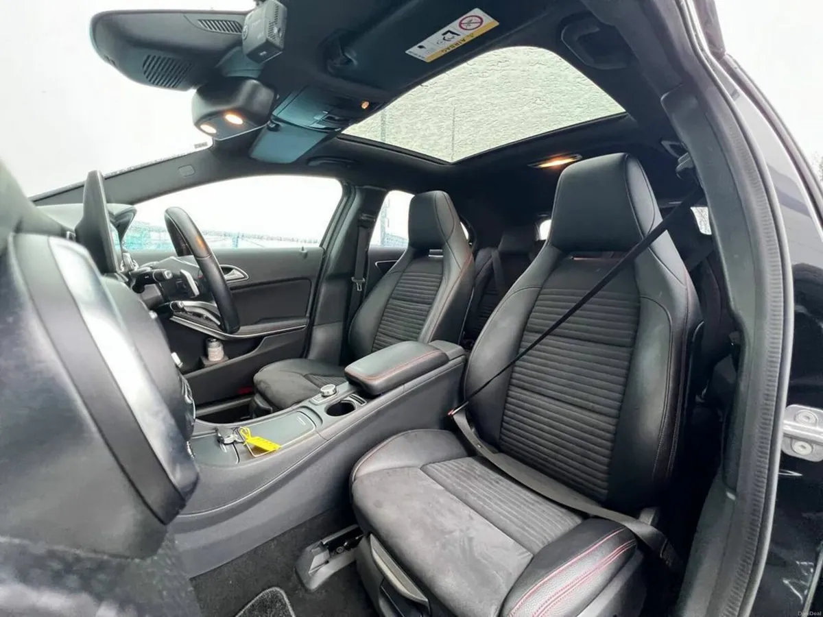 Mercedes-Benz A-Class A180 AMG-LINE 1.6 // TILT & - Image 2