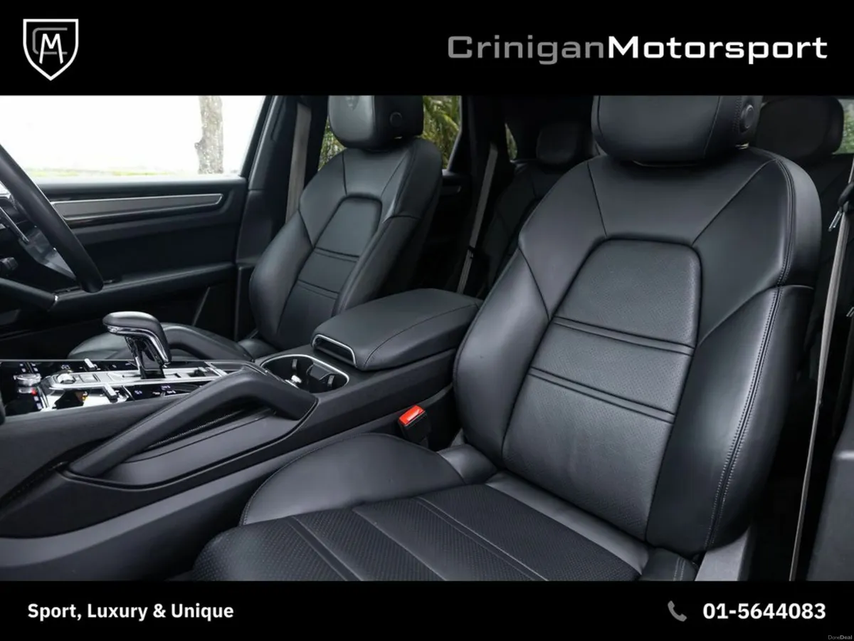 Porsche Cayenne Platinum E-Hybrid - Image 3