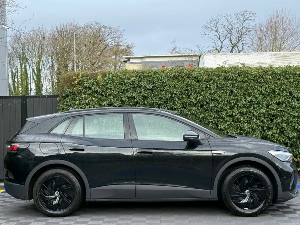 Volkswagen ID.4 LIFE 77KWH // APPLE CARPLAY/ANDROI - Image 2