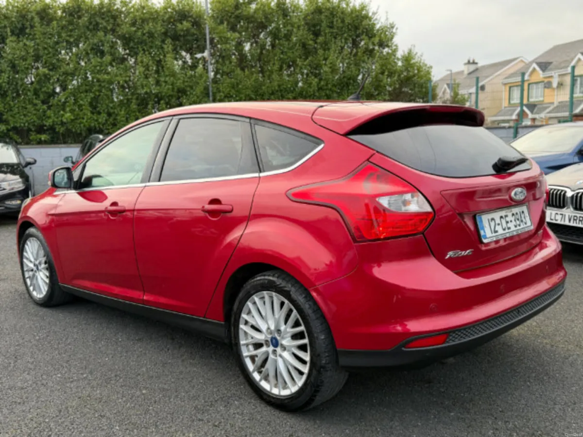 Ford Focus 1.6 TDCI Zetec 113BHP 5DR - Image 4