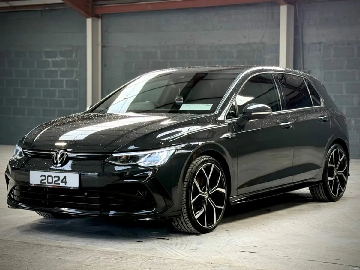 Volkswagen Golf R-LINE 1.5 TSI // SAME DAY FINANCE - Image 3