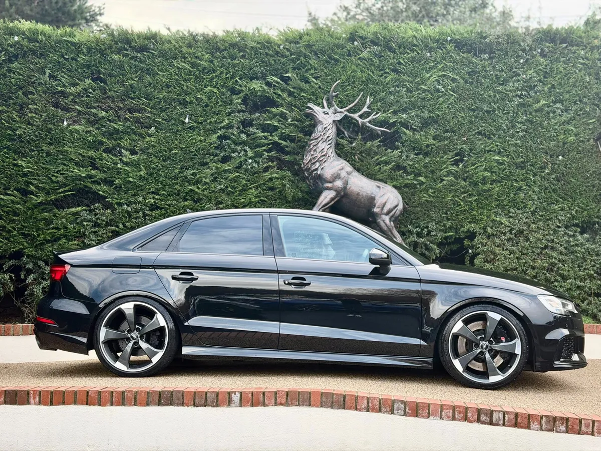 Audi RS3 2019 - Image 3