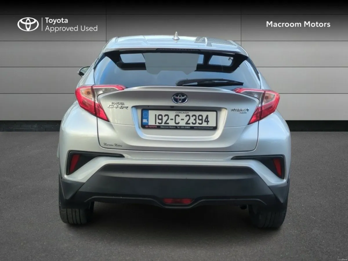 Toyota C-HR 1.8 - Image 4
