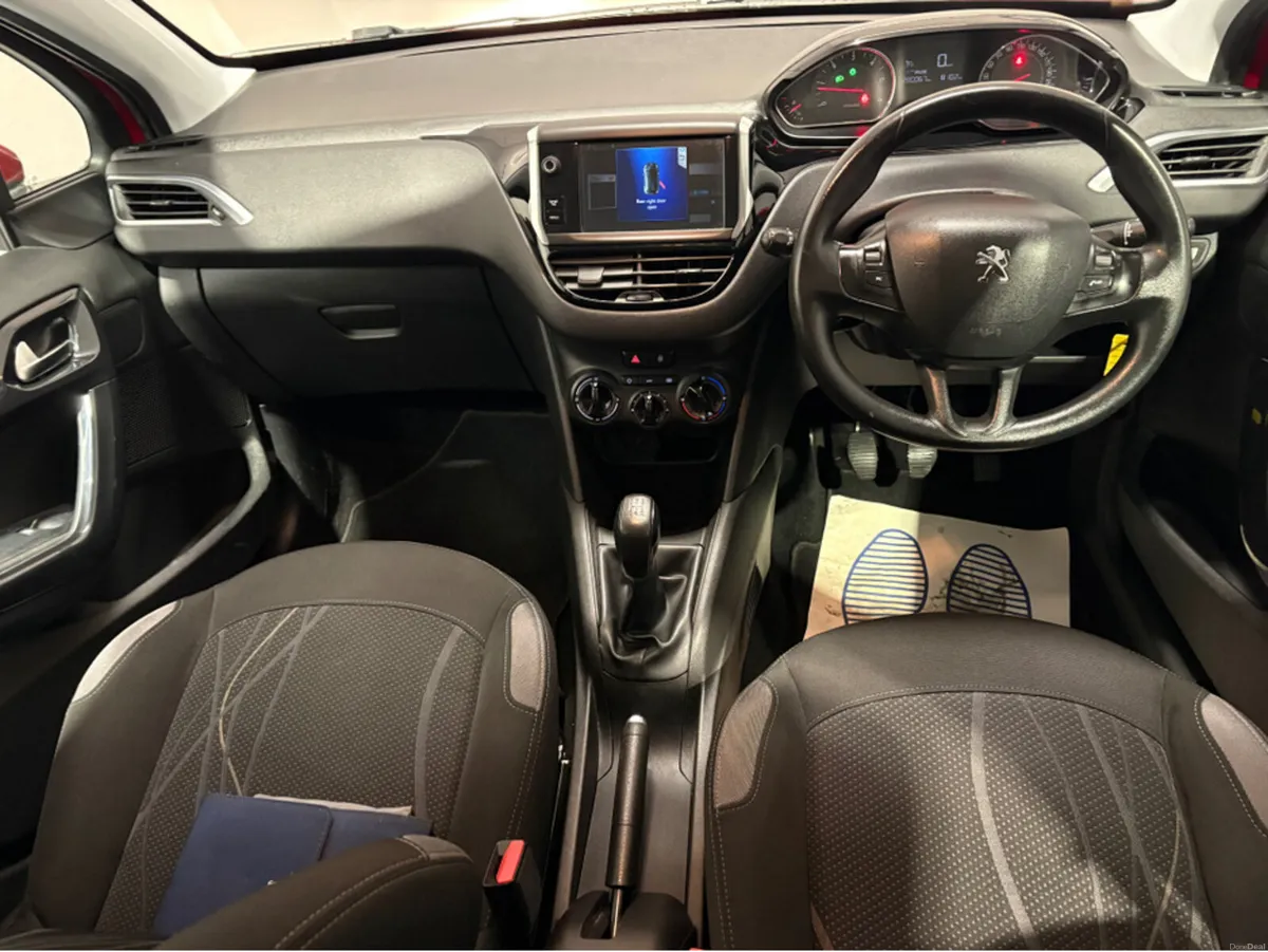 Peugeot 208 ACTIVE 1.4 HDI 4DR - Image 4