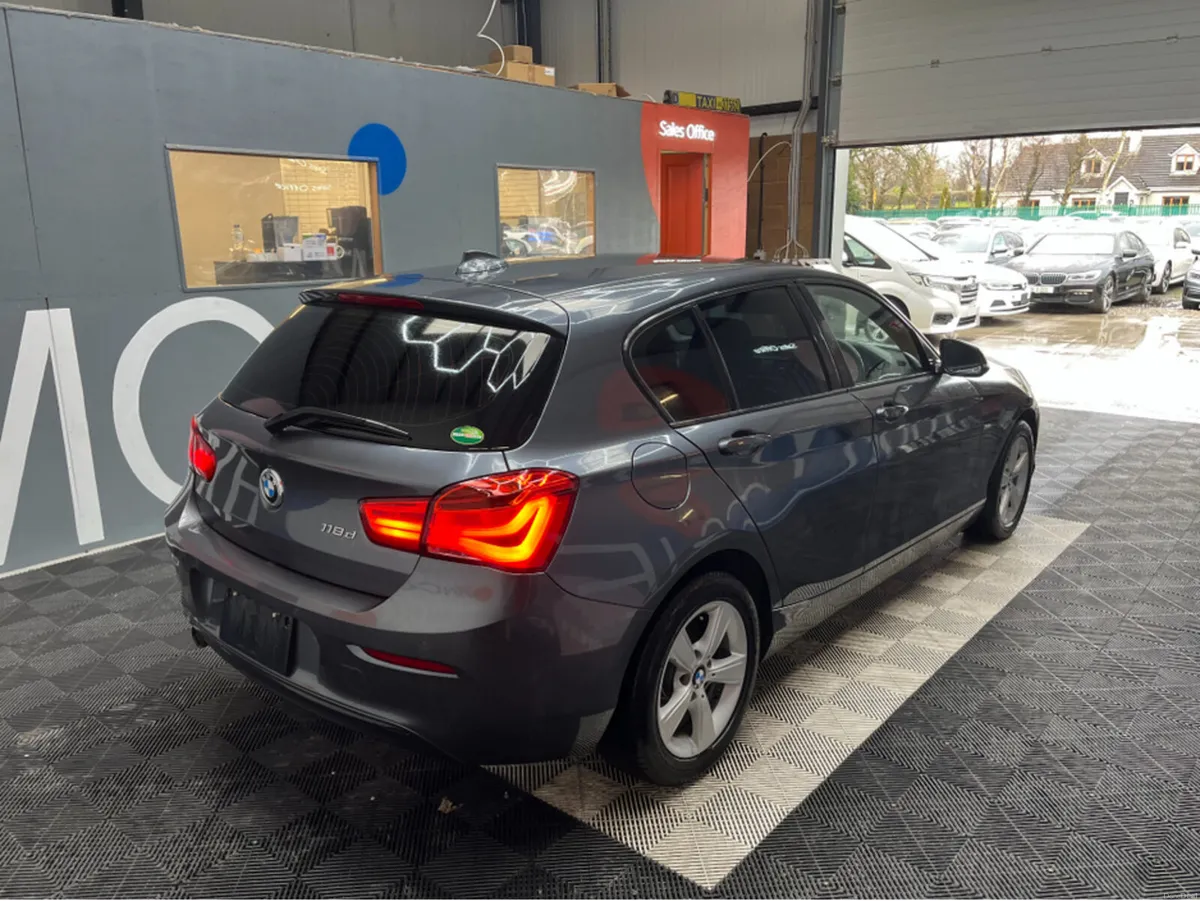 BMW 1-Series 2018 BMW 118D SPORT 2.0 AUTOMATIC / C - Image 2