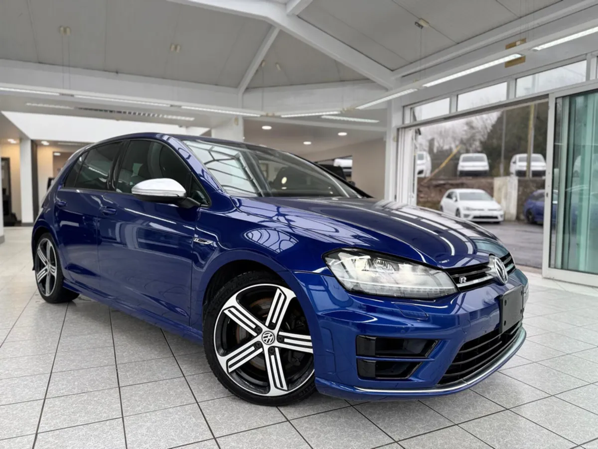 Volkswagen Golf R 2.0 TSI 4MOTION - Image 1