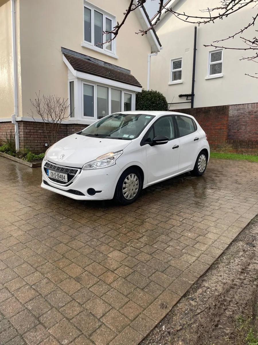 2013 Peugeot 208, Low mileage - Image 4