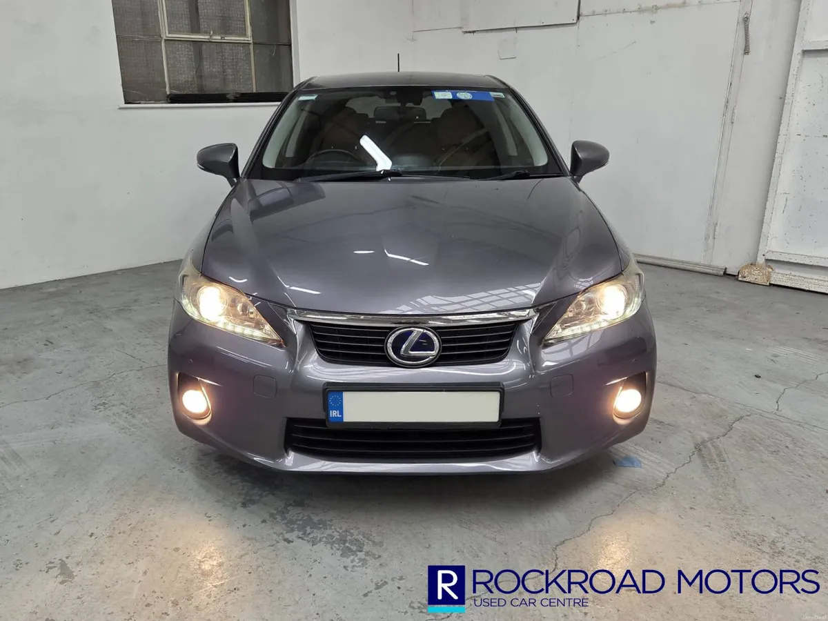 Lexus CT200h Executive,  2014 - Image 4