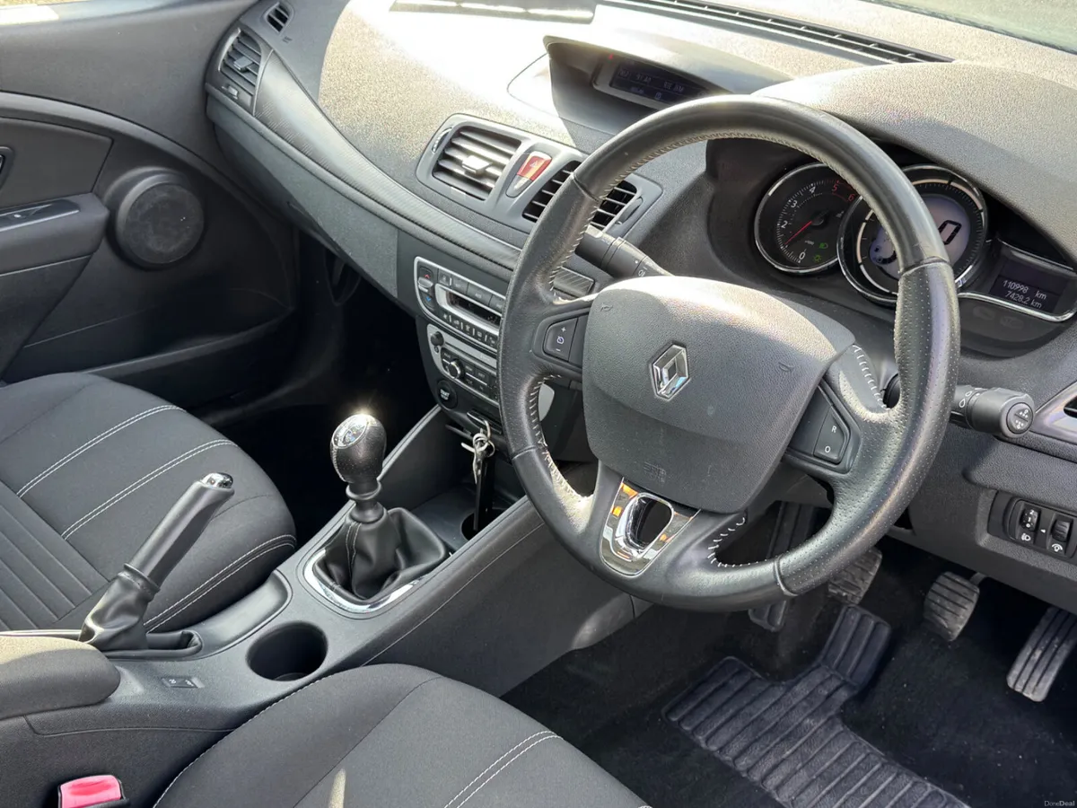 Renault Fluence high spec - Image 4