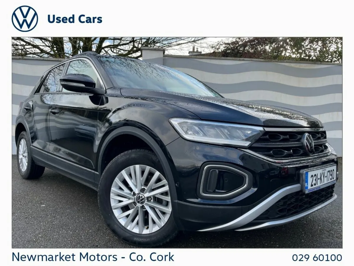 Volkswagen T-Roc 2.0TDI 116BHP LIFE 6 SPEED - Image 1