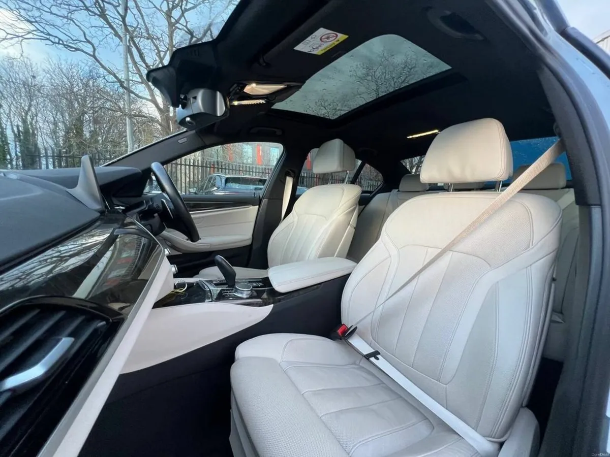 BMW 5-Series 530e M-SPORT COMPETITION 2.0 ** HUGE - Image 2