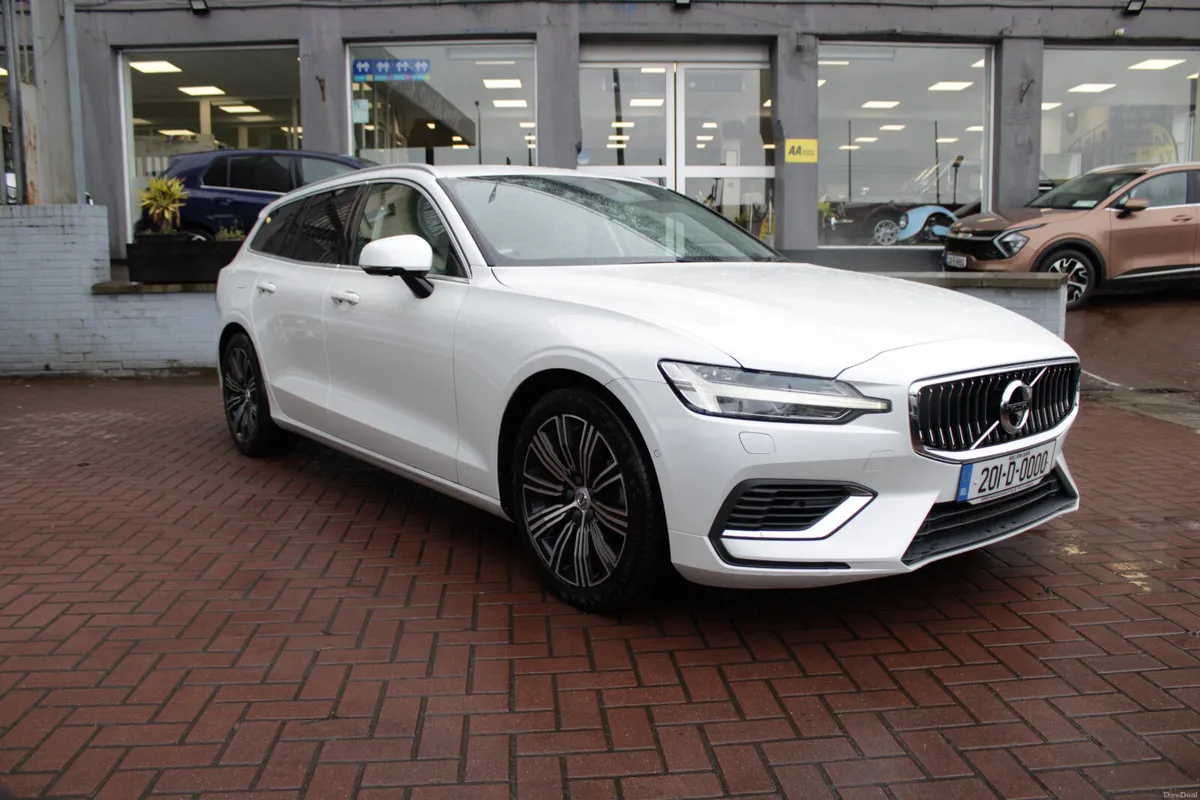 2020 VOLVO PHEV T6 340 HP R-DESIGN AUTO AWD - Image 1
