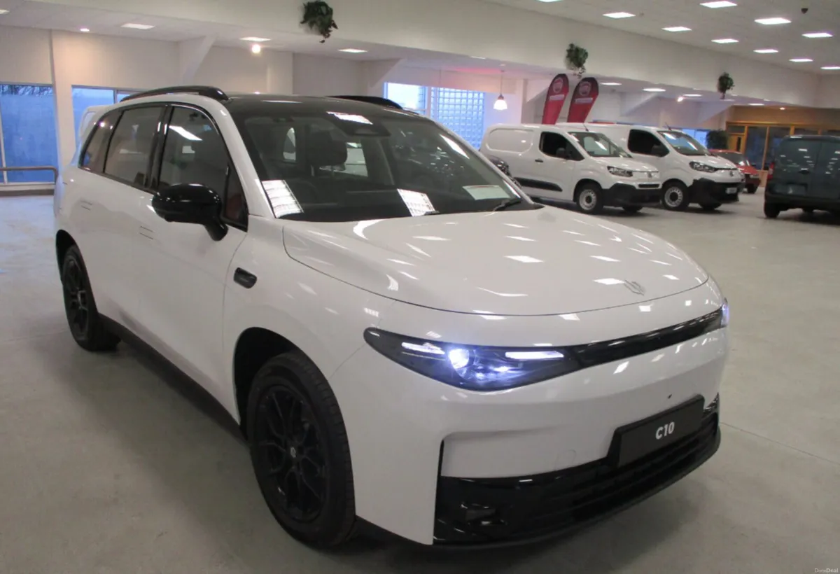 LEAPMOTOR C-10 STYLE ELECTRIC 420KMS RANGE - Image 2