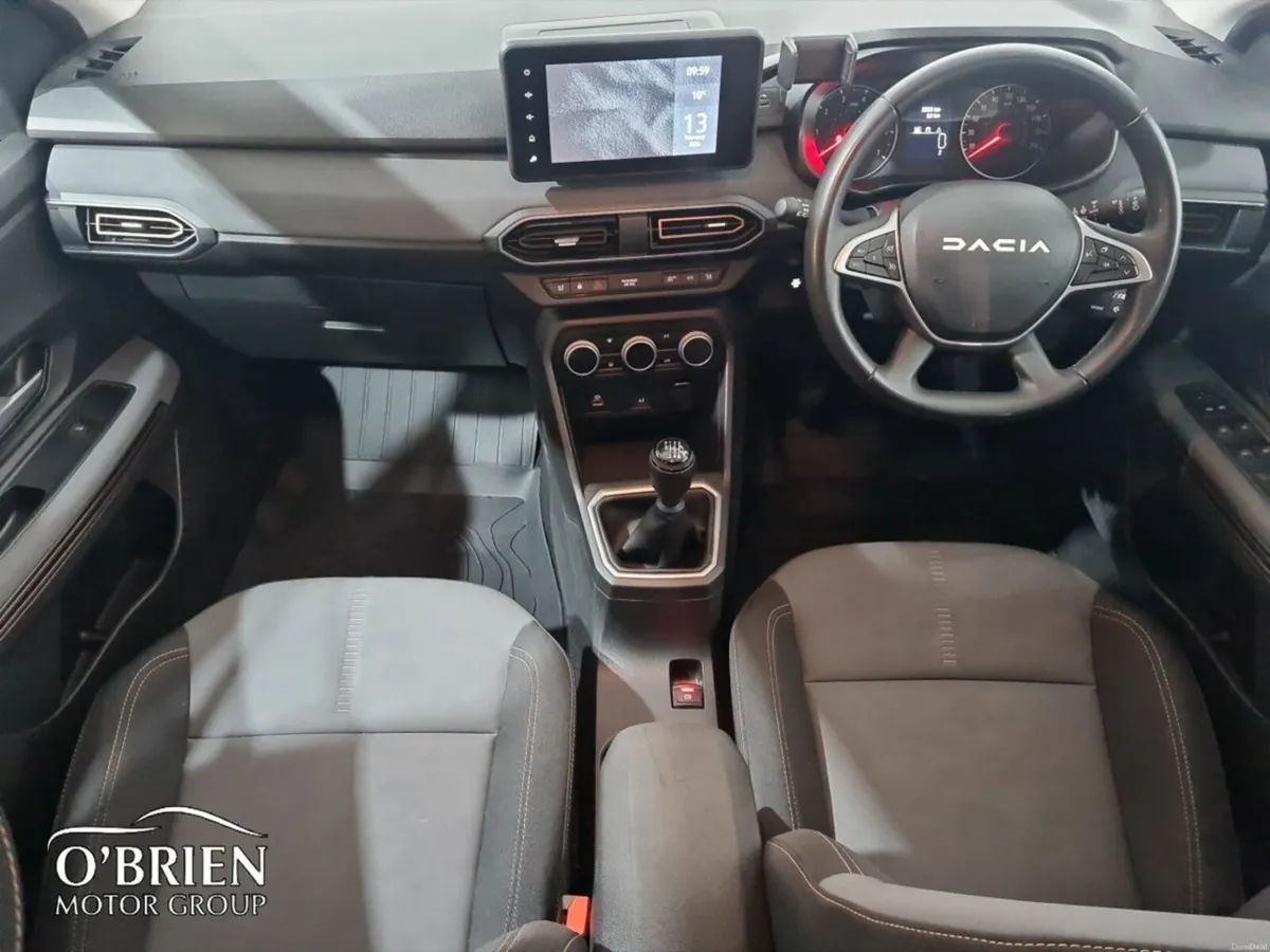 Dacia Sandero Stepway TCe 90 STEPWAY Extreme - Image 2