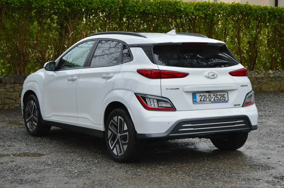 Hyundai KONA Kona EV Premium 39 kWh - Image 3