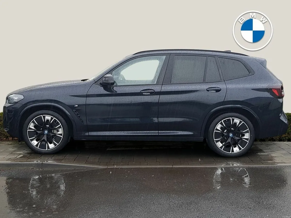 BMW iX3 iX3 M Sport Pro - Image 4