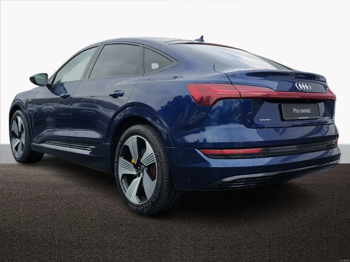 Audi e-tron Quattro 2021 - Image 2