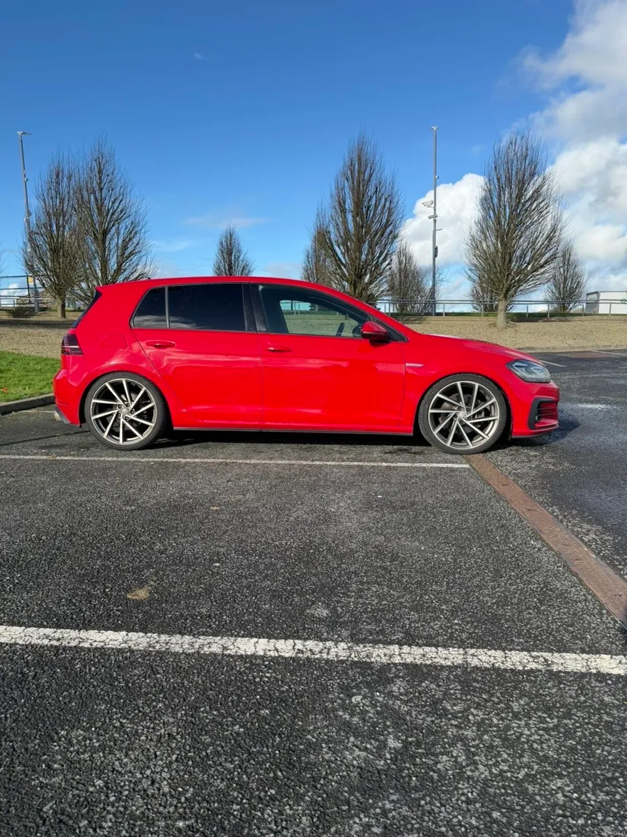 2017 GOLF GTD - Image 3