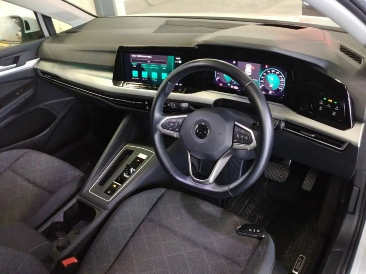 Volkswagen Golf ETSI ACTIVE - FACTORY ALLOYS - DIG - Image 3