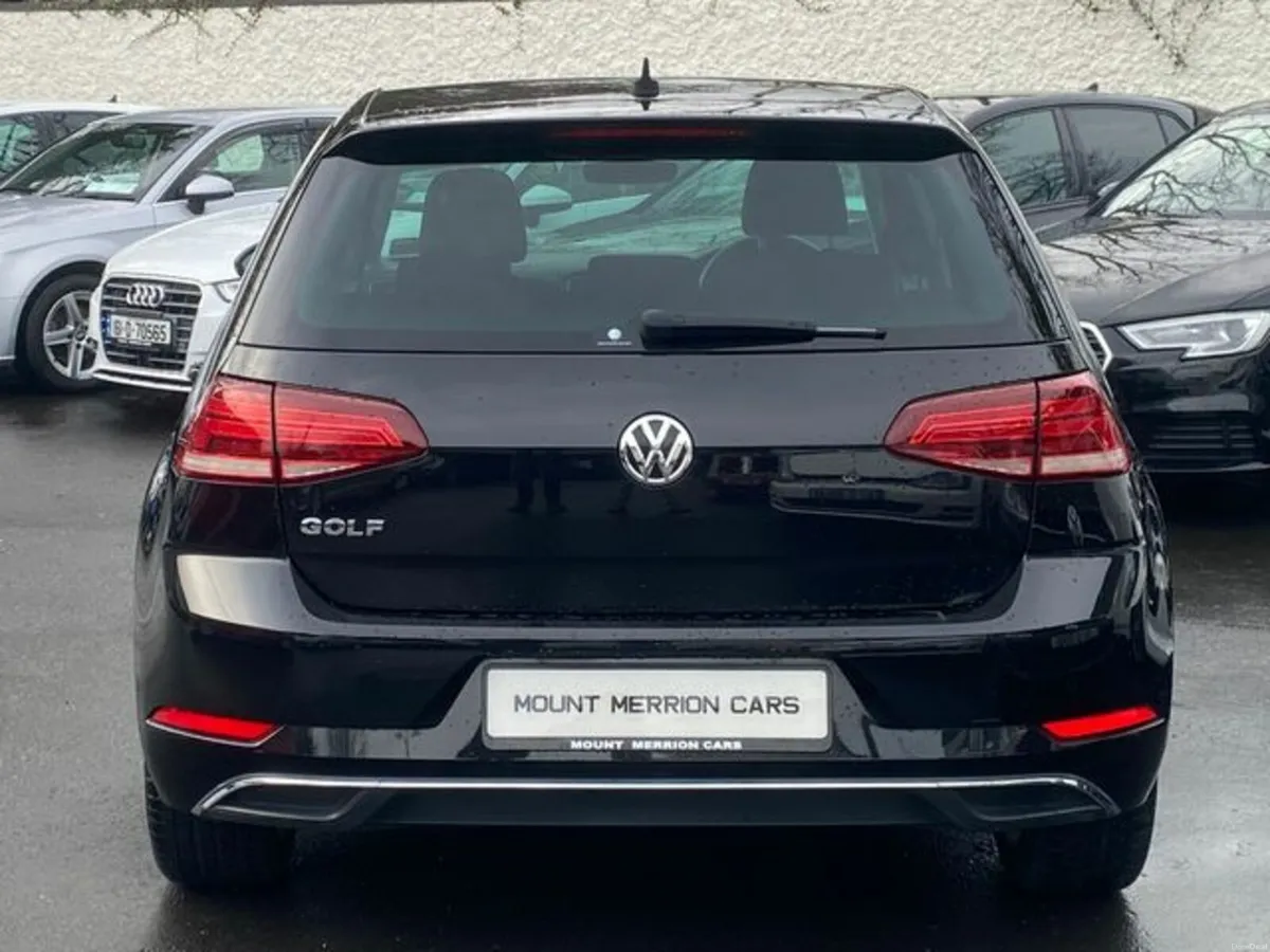 Volkswagen Golf Auto 7.5 Facelift Comfortline 1.2T - Image 4