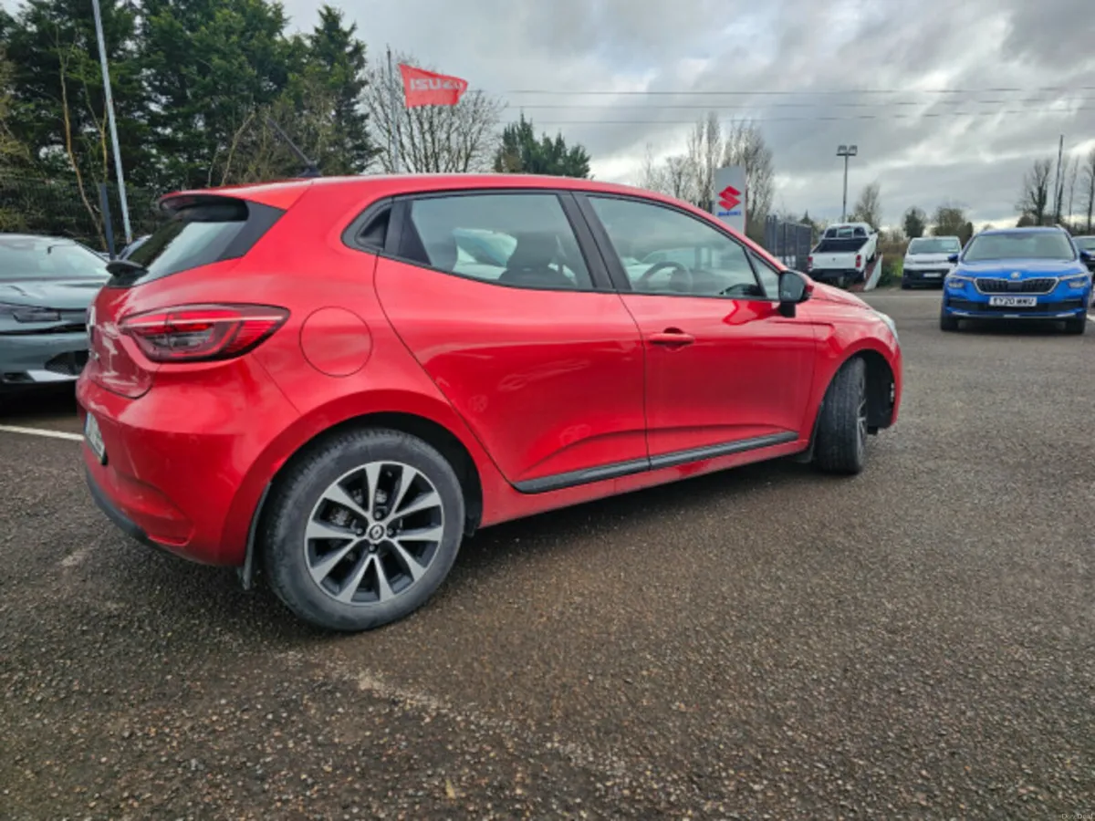 Renault Clio Iconic TCE 90 Model ECC 5DR - Image 3