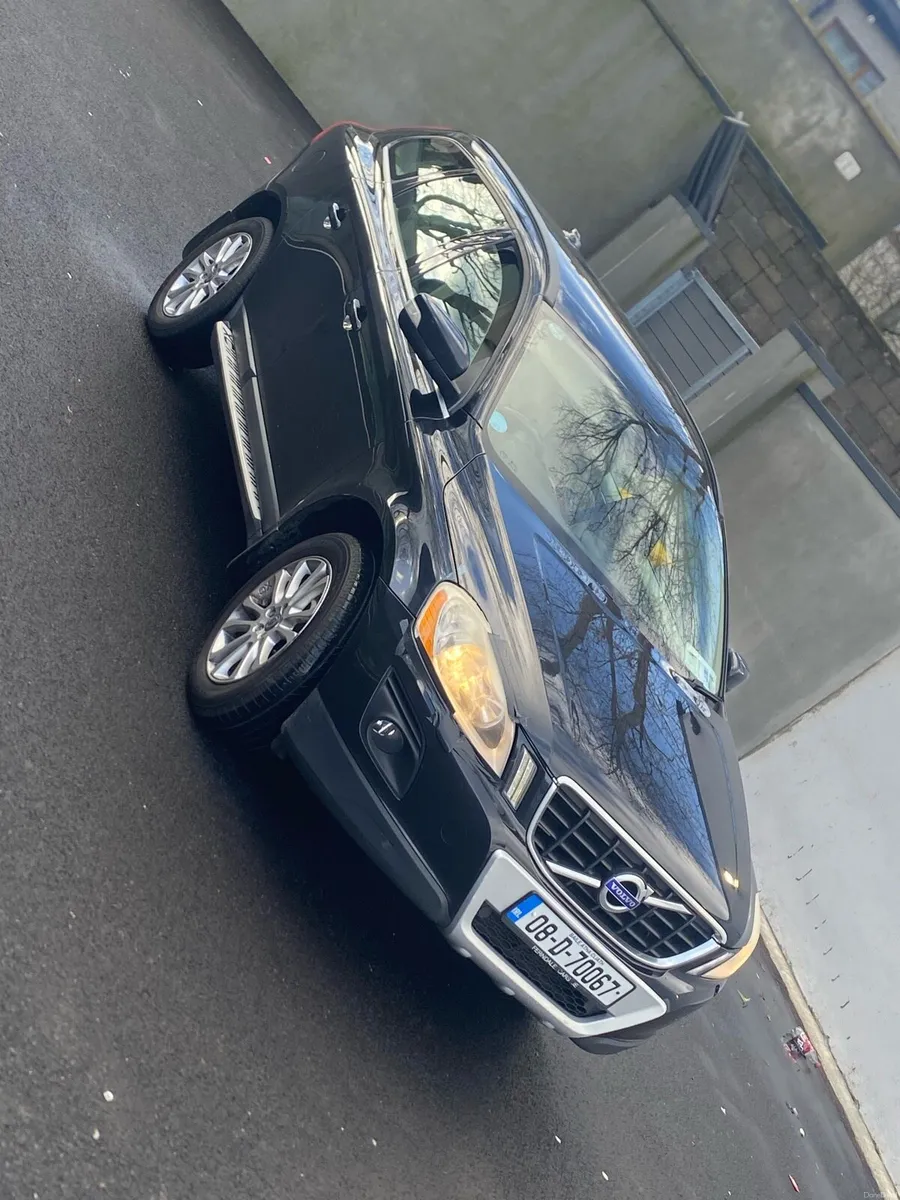 Volvo XC60 - Image 3