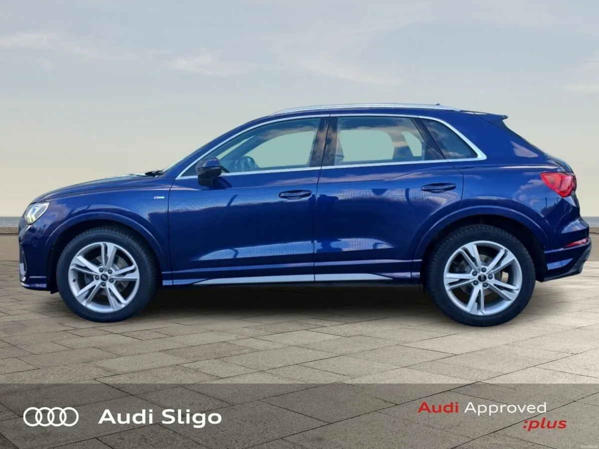 Audi Q3 2.0TDI 150HP Auto S line - Heated Seats - Image 4