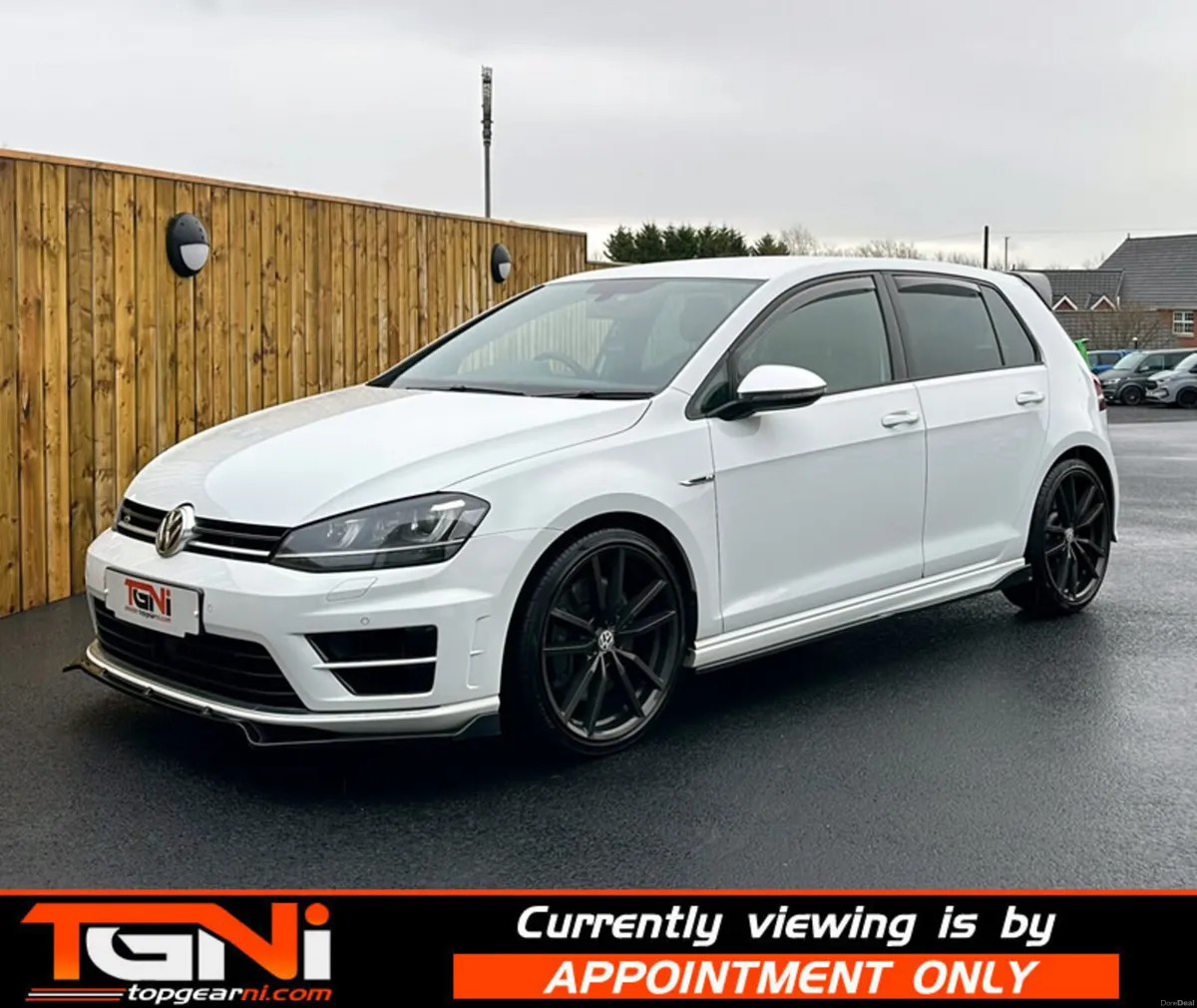 Jan 2015 Volkswagen Golf 2.0 TSI R 5dr - Image 4
