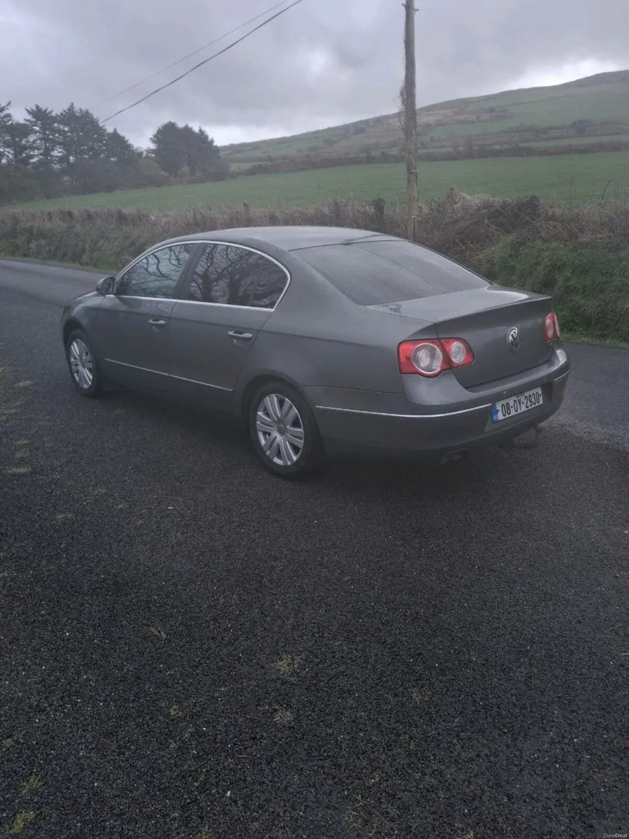 Volkswagon passat - Image 3