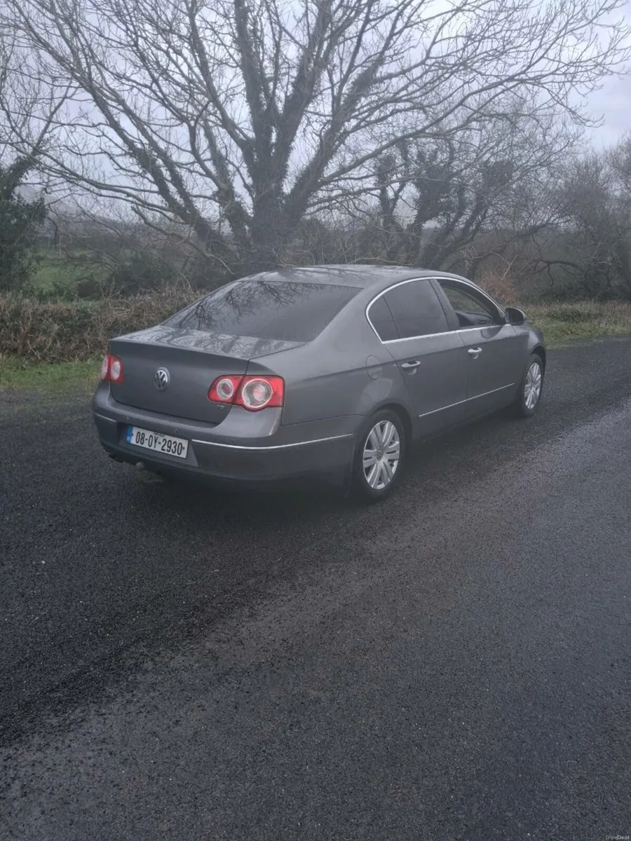 Volkswagon passat - Image 4