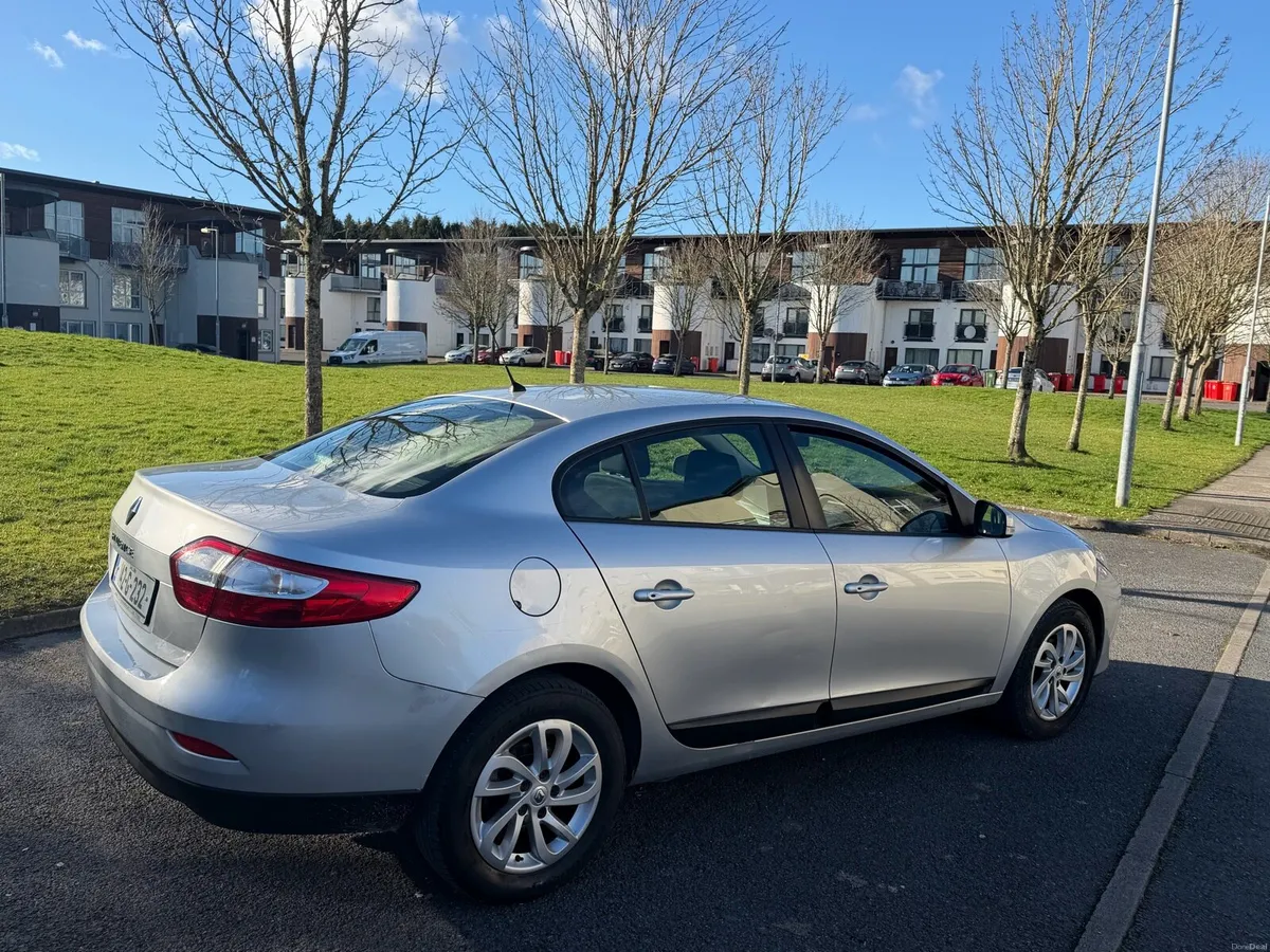142 Renault Fluence Nct Dream 11/26 Tax 5/26 - Image 2