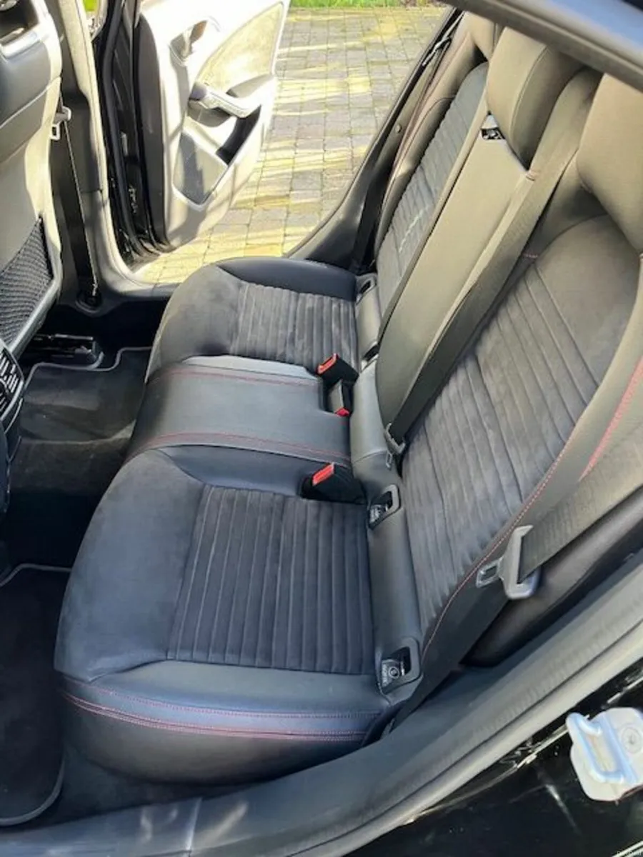 Mercedes-Benz A-Class 2016 - Image 2