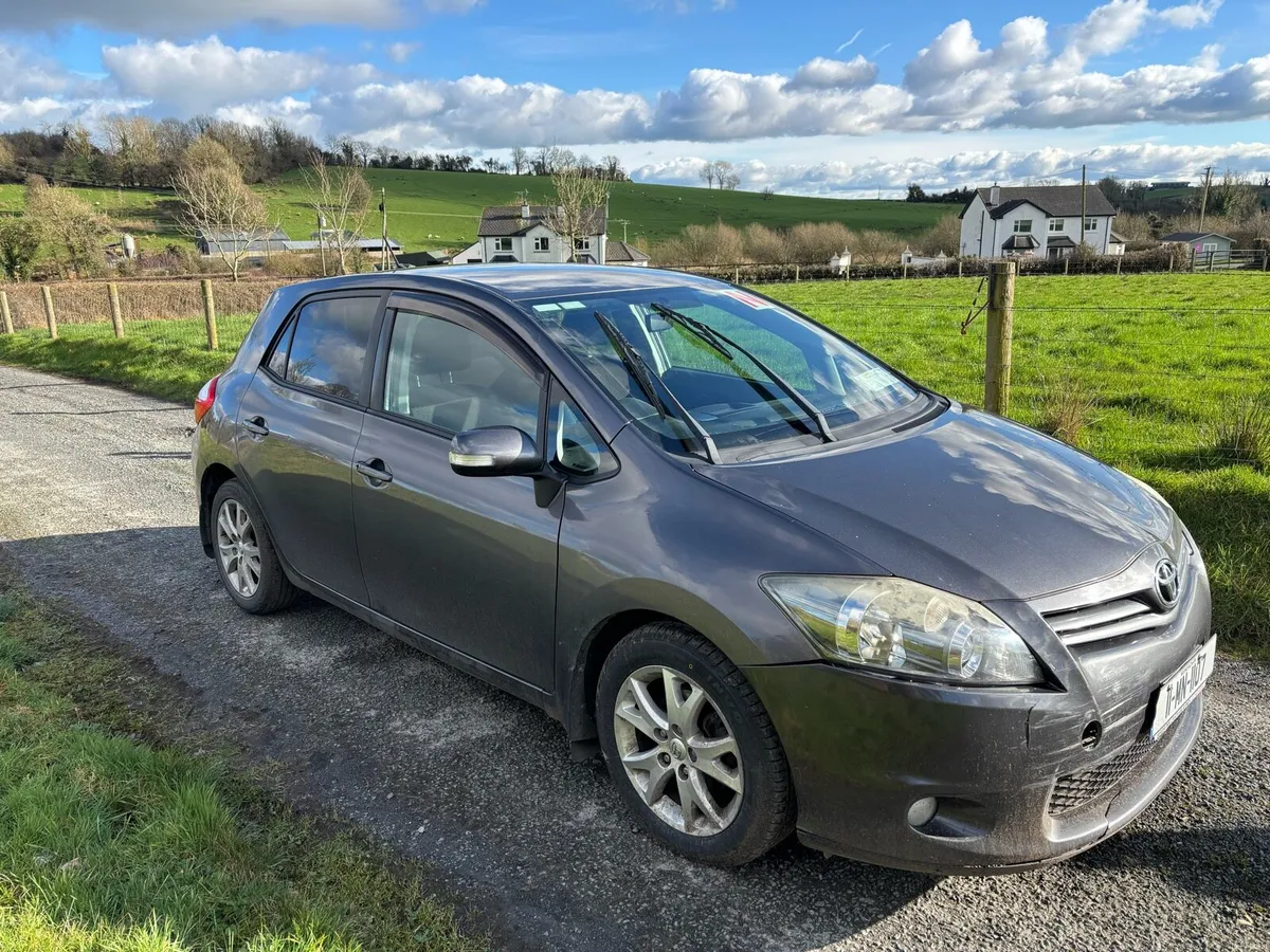 2011 Toyota Auris - Image 4