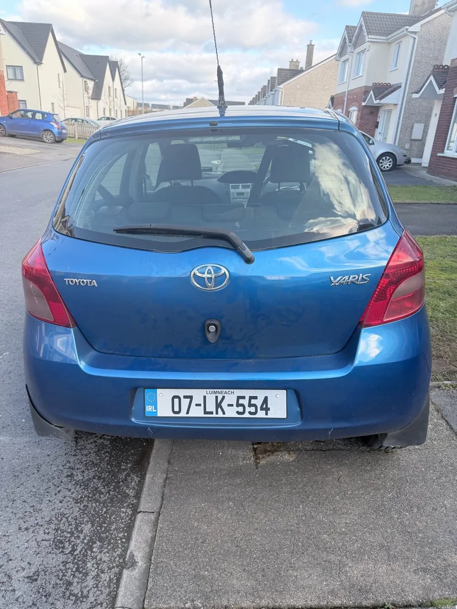 Toyota yaris - Image 2