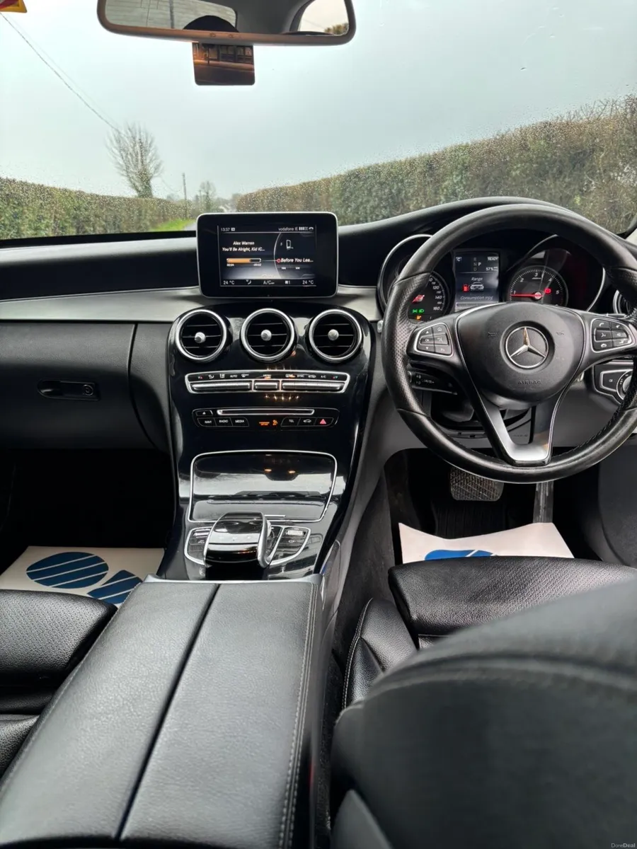 Mercedes C300 Hybrid Sport - Image 3