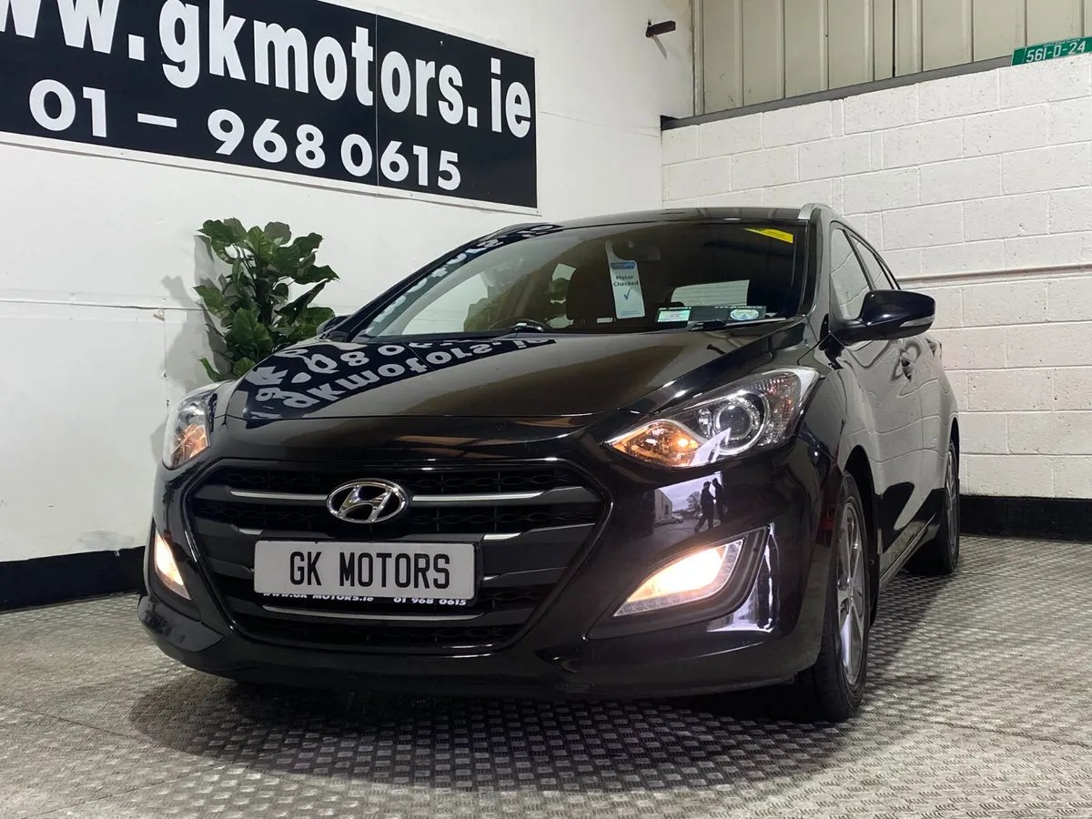 Hyundai i30 2016//DIESEL//TOURER// - Image 3