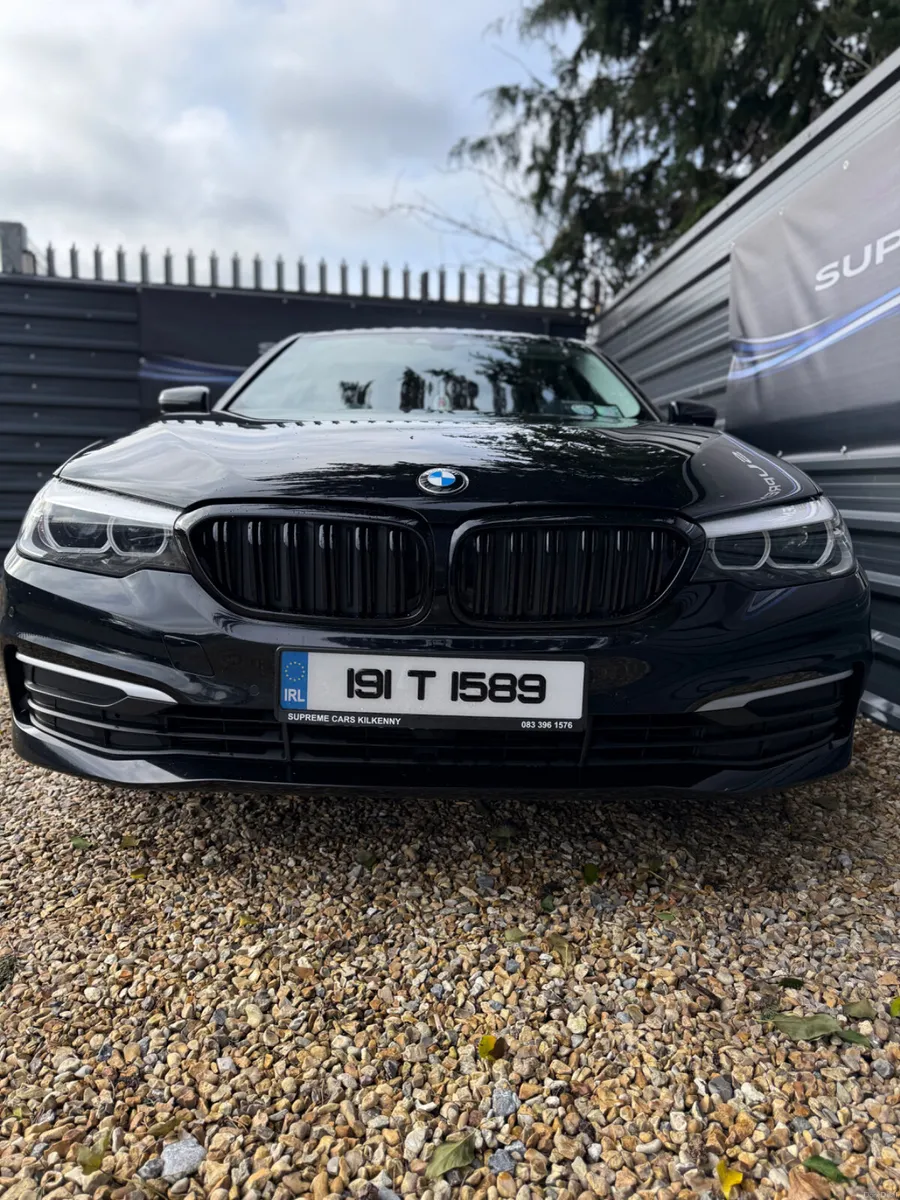 BMW 5-Series 2019 Automatic - Image 2