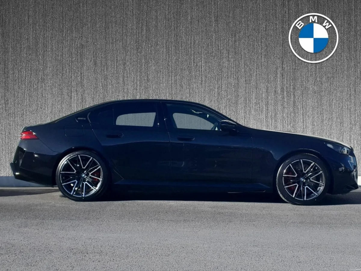 BMW M5 M5 Saloon - Image 3